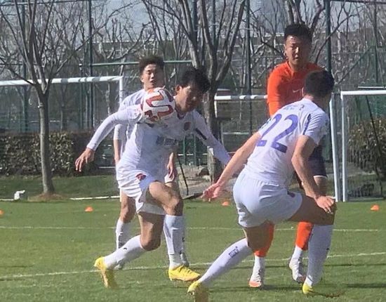 一脱二摸三插