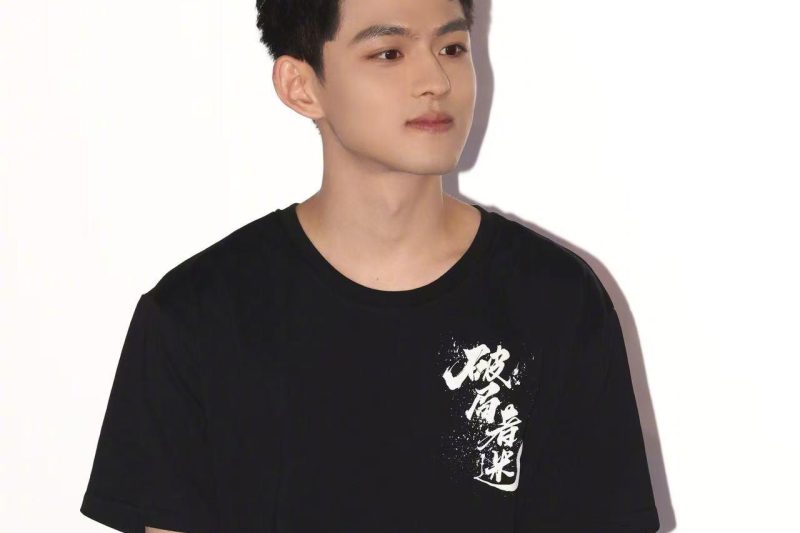 《破局者迷》主创见面会炸场！导演郑文政揭秘：这部悬疑片凭什么让观众直呼过瘾？