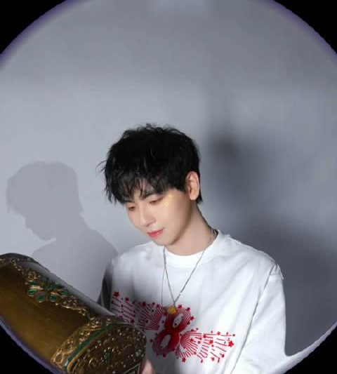 《森林进化论2025》海外华人如何解锁？这份攻略让你不再错过心动频率！