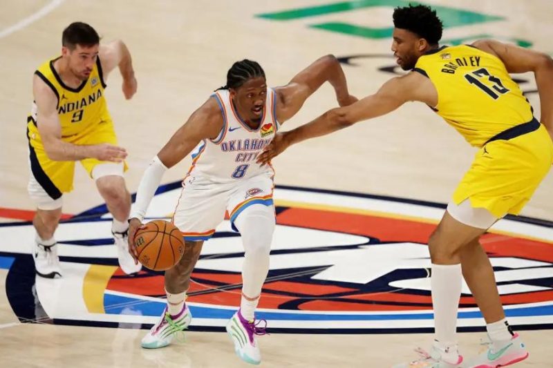NBA总决赛雷霆队夺得赛点 海外华人如何观看中文直播攻略