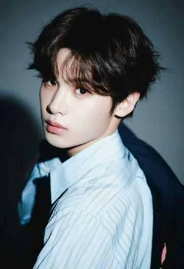 海外追剧党必看!3步教你解除爱奇艺地区限制,轻松追黄明昊新剧