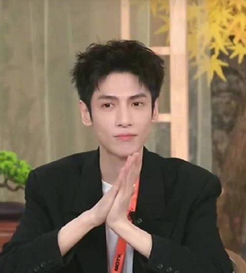 海外华人如何轻松解除大陆影视音乐地区限制，畅享无界娱乐