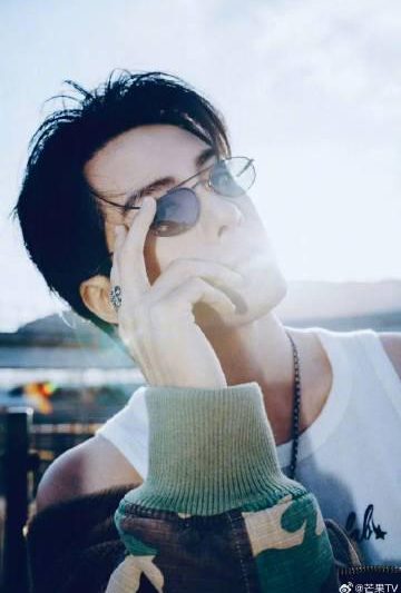 海外华人必看：一招解决爱奇艺地区限制，追剧不再卡顿！