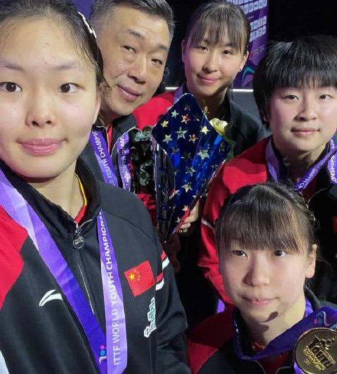 国乒小花含泪夺冠！3-2绝杀日本背后，这些细节让人破防