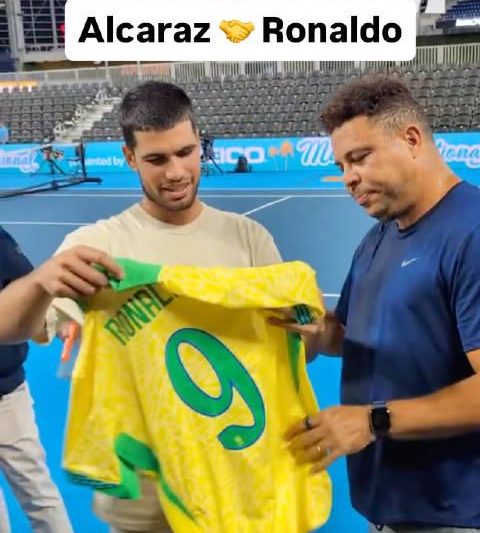 阿尔卡拉斯跨界打网球竟获罗纳尔多亲签球衣？2025体坛风尚大奖背后故事揭秘